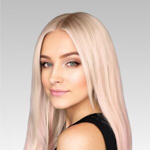 Meet your Posher, Valeria